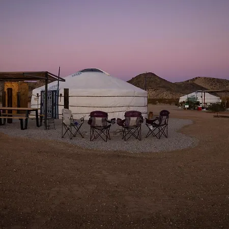 Hotel Family Style Star Gazing Yurt Twentynine Palms Exterior foto