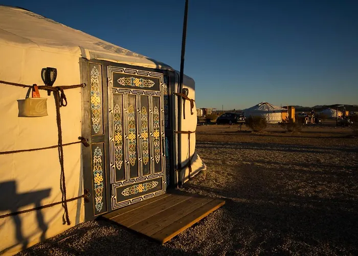 Family Style Star Gazing Yurt